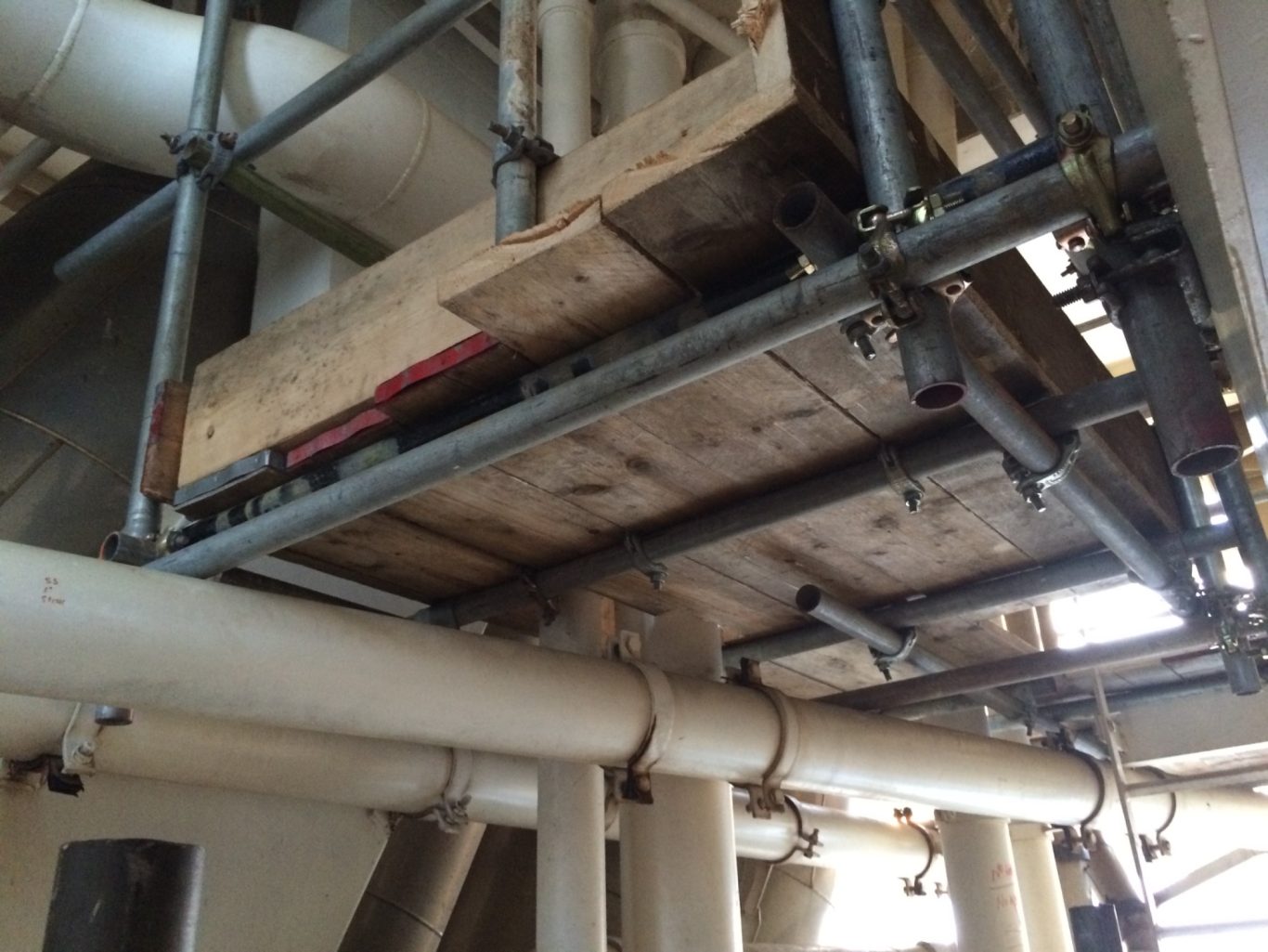 "Freedom of the Seas", Bespoke Hanging Scaffold.